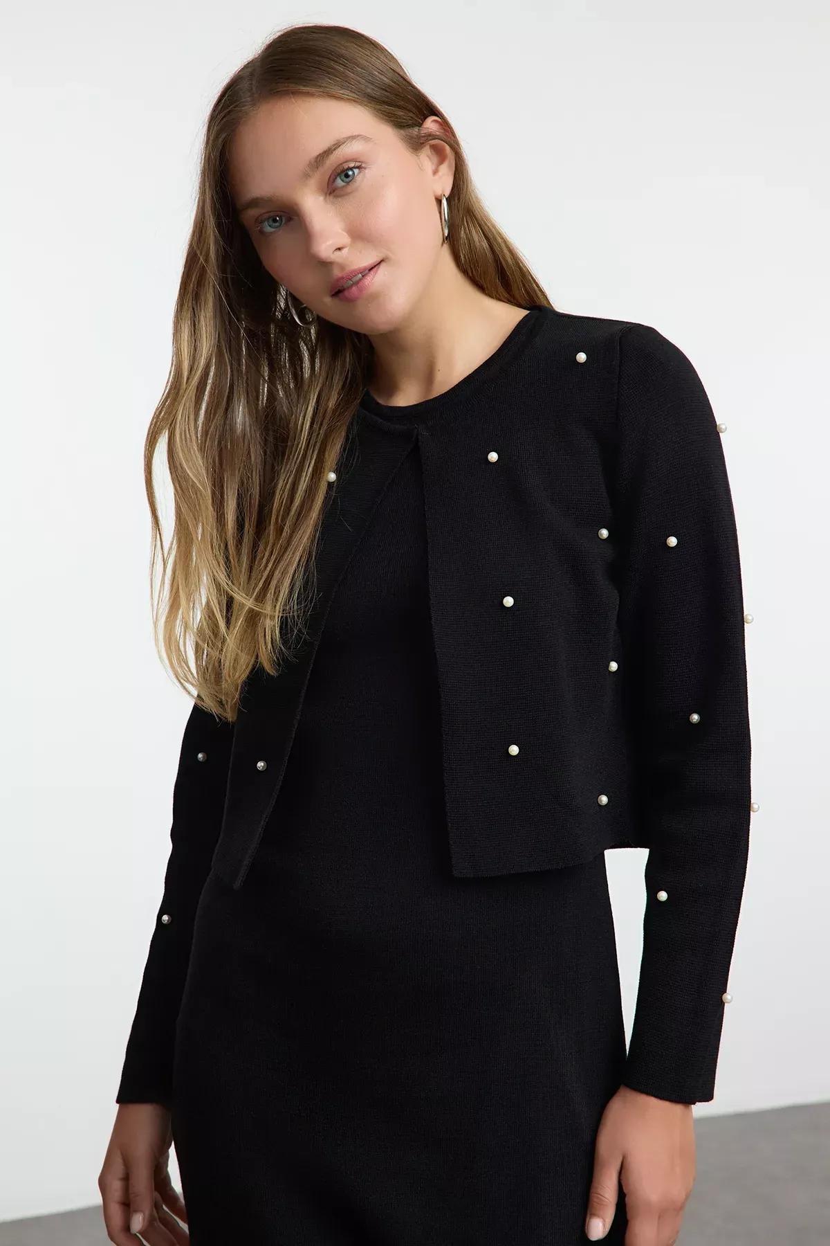 Black Knitwear Embroidered Co-Ord Set, BLACK, large image number 1