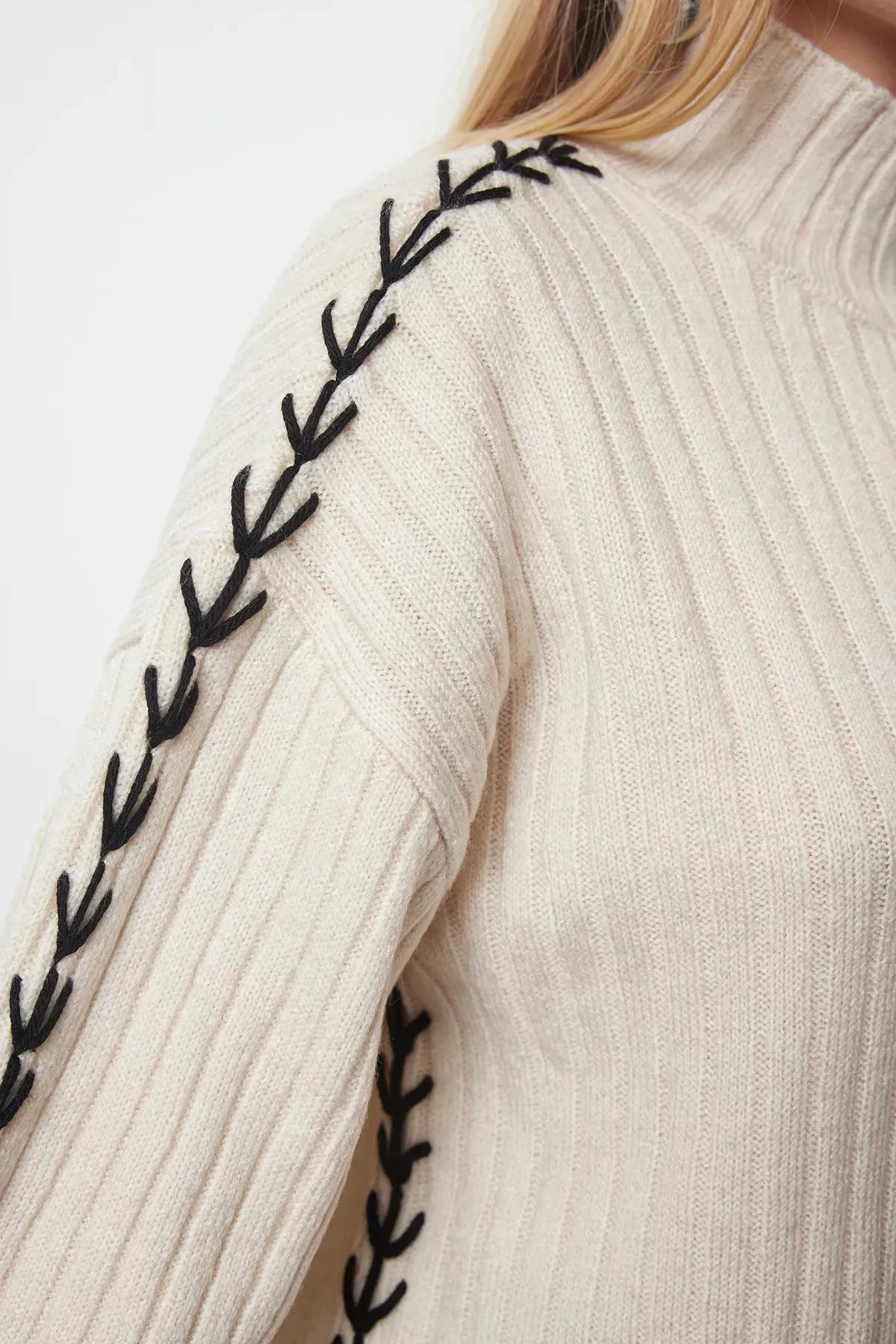 Brown Collar Knitwear Sweater, , large image number 3
