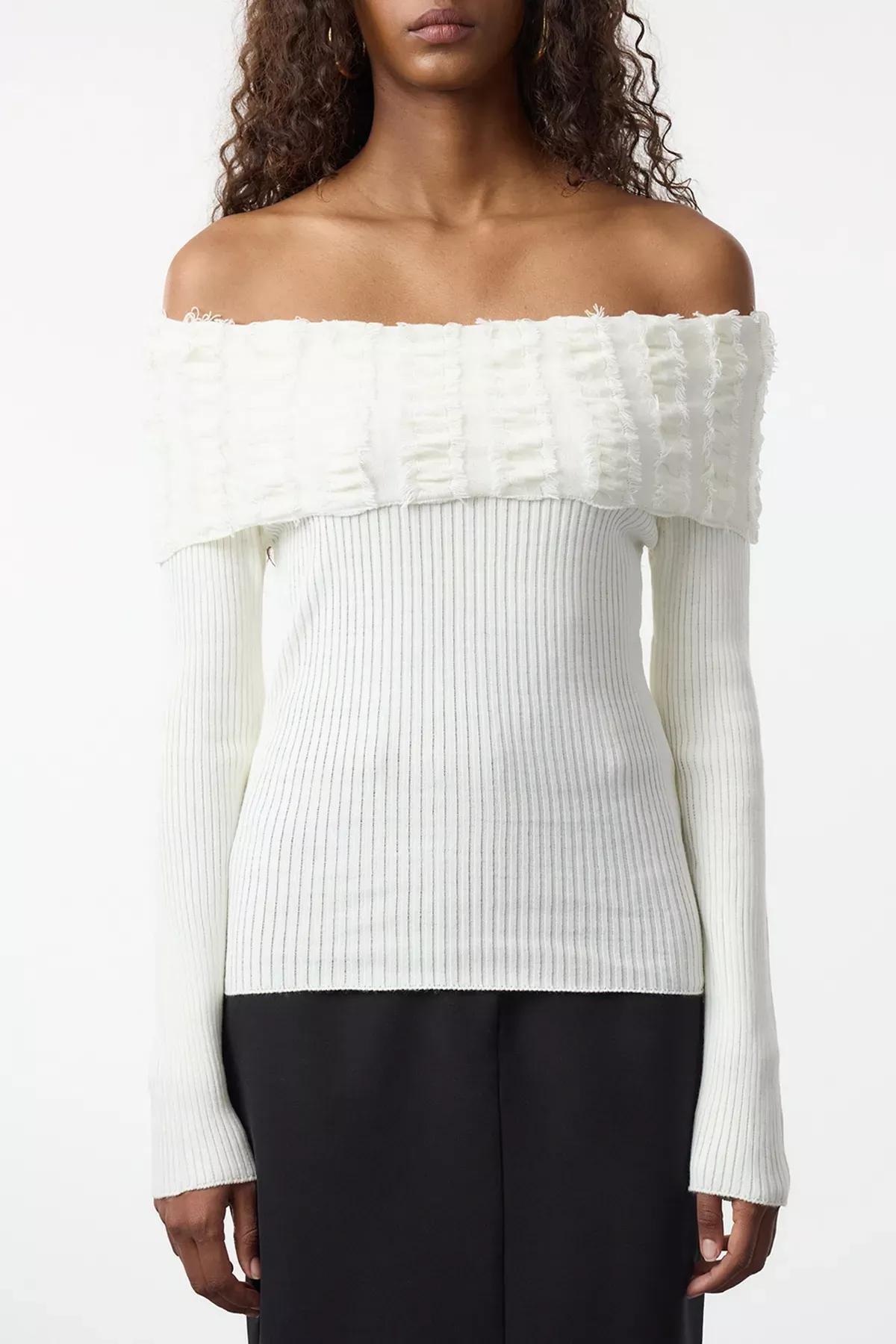 Beige Carmen Collar Draped Knitted Sweater, Ecru, large image number 3