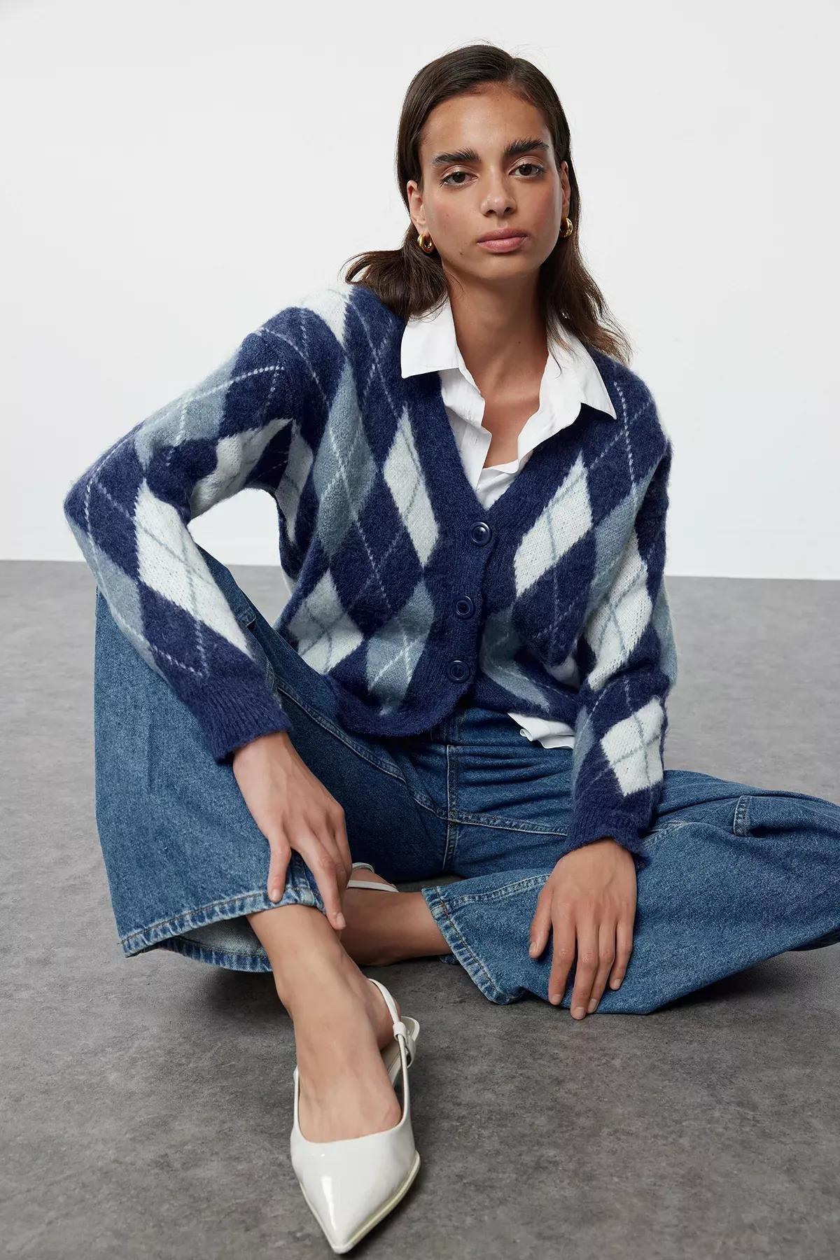 Dark Blue Soft Texture Plaid Patterned Knitwear Cardigan TWOAW25HI00276, Single item, DARK BLUE, medium