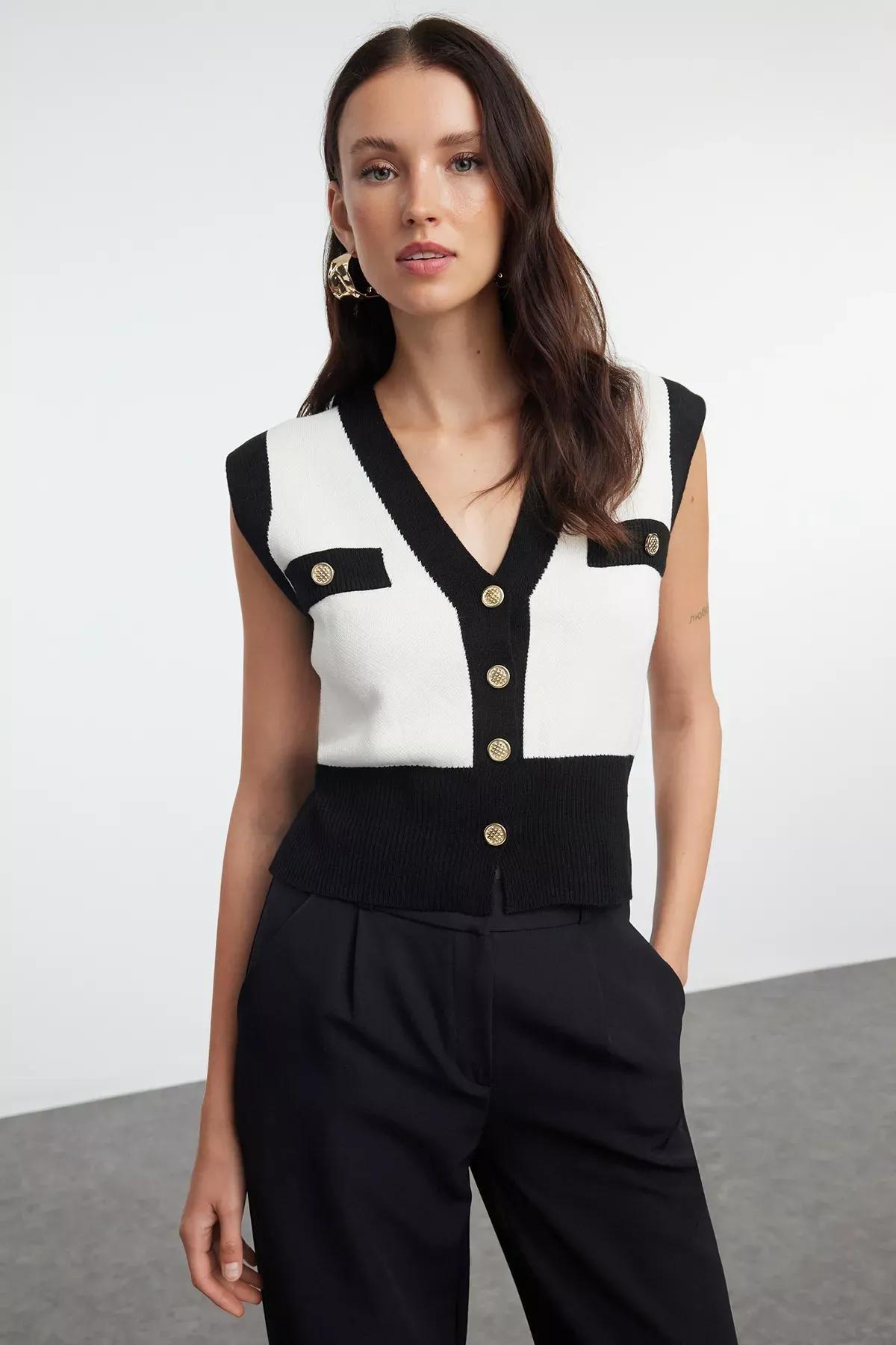 Beige Pocket Detailed V-Neck Vest, Ecru, large image number 0