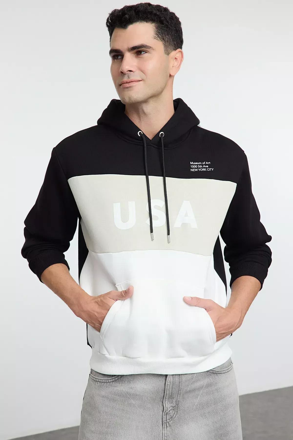 Black Graphic Novelty Sweatshirt, BLACK, large image number 3