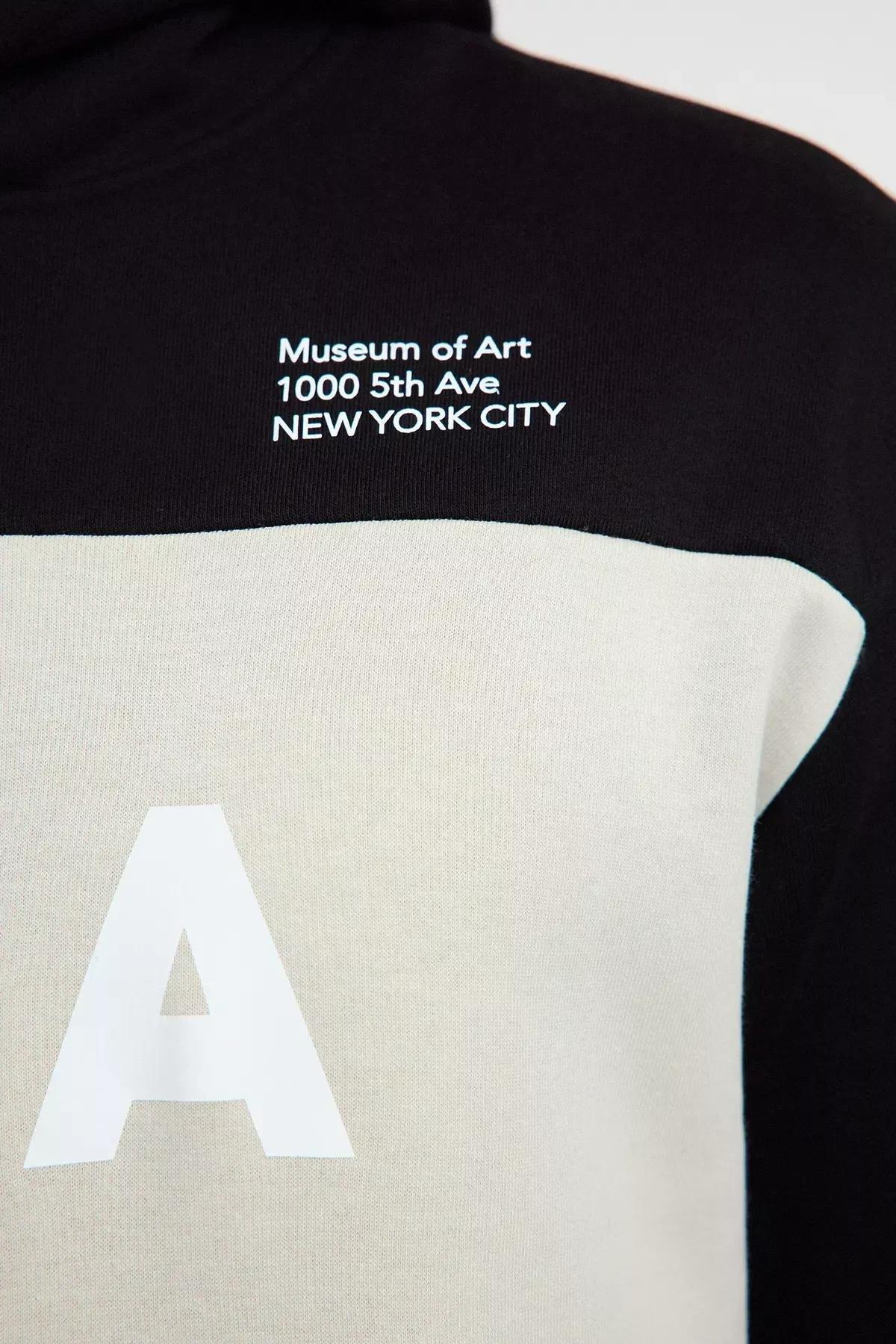 Black Graphic Novelty Sweatshirt, BLACK, large image number 6