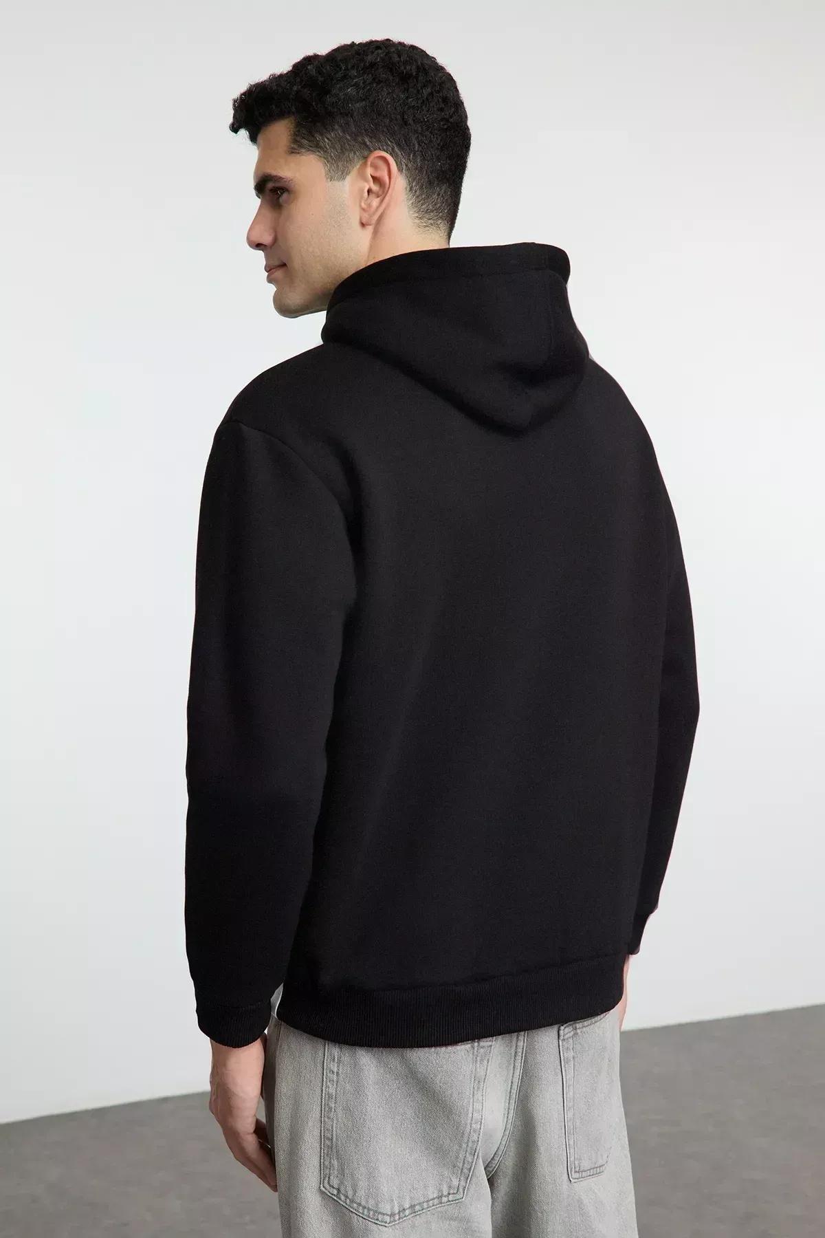 Black Graphic Novelty Sweatshirt, BLACK, large image number 9