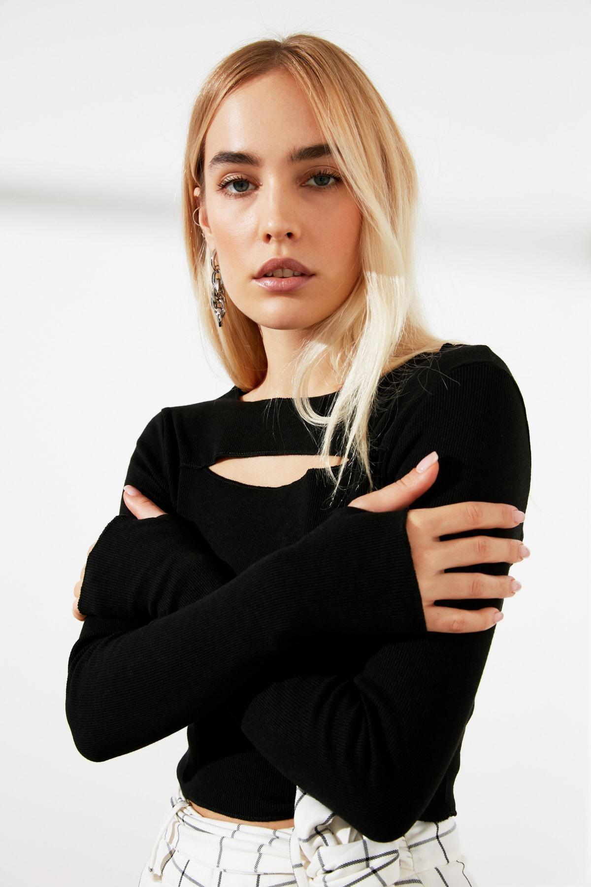 Black Fitted Blouse, , large image number 0