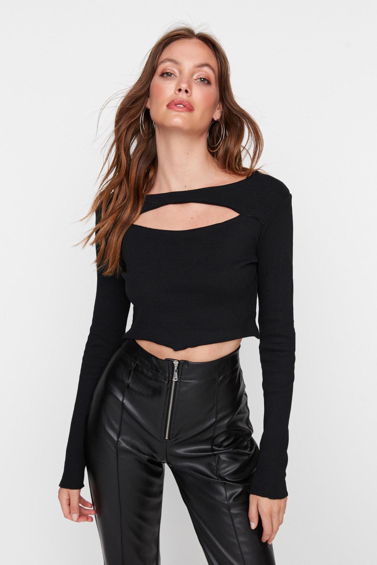Black Fitted Blouse, , large image number 7