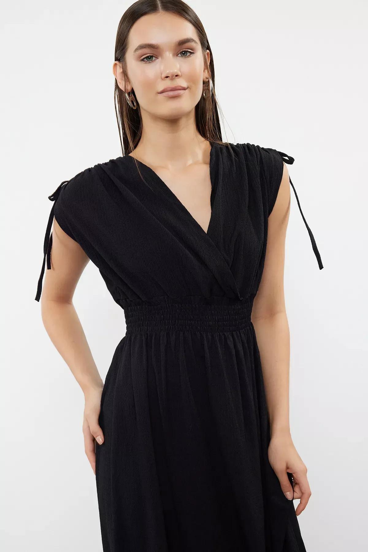 Black Plain Zero Sleeve Double-Breasted Gathered Midi Dress, , large image number 1