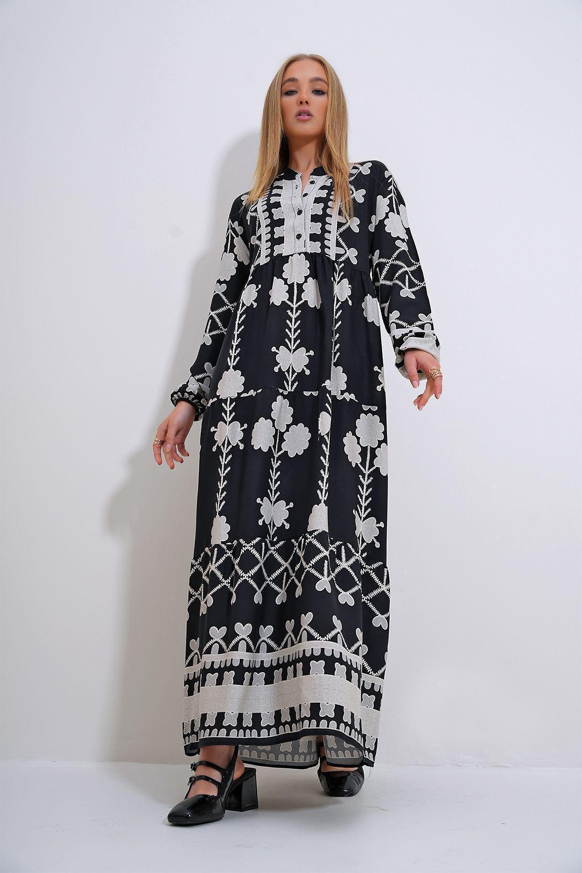 Black Ethnic Print Maxi Dress, , large image number 2