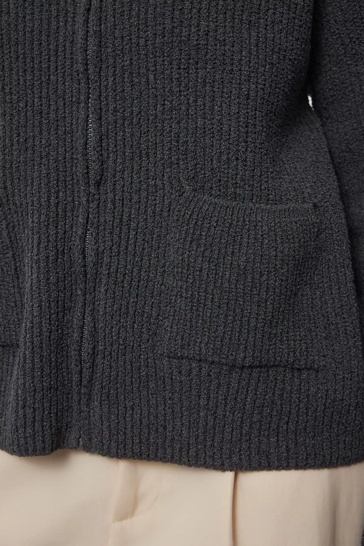 Grey More Sustainable Wide Pattern Pocket Detailed Knitwear Cardigan, Anthracite, large image number 3
