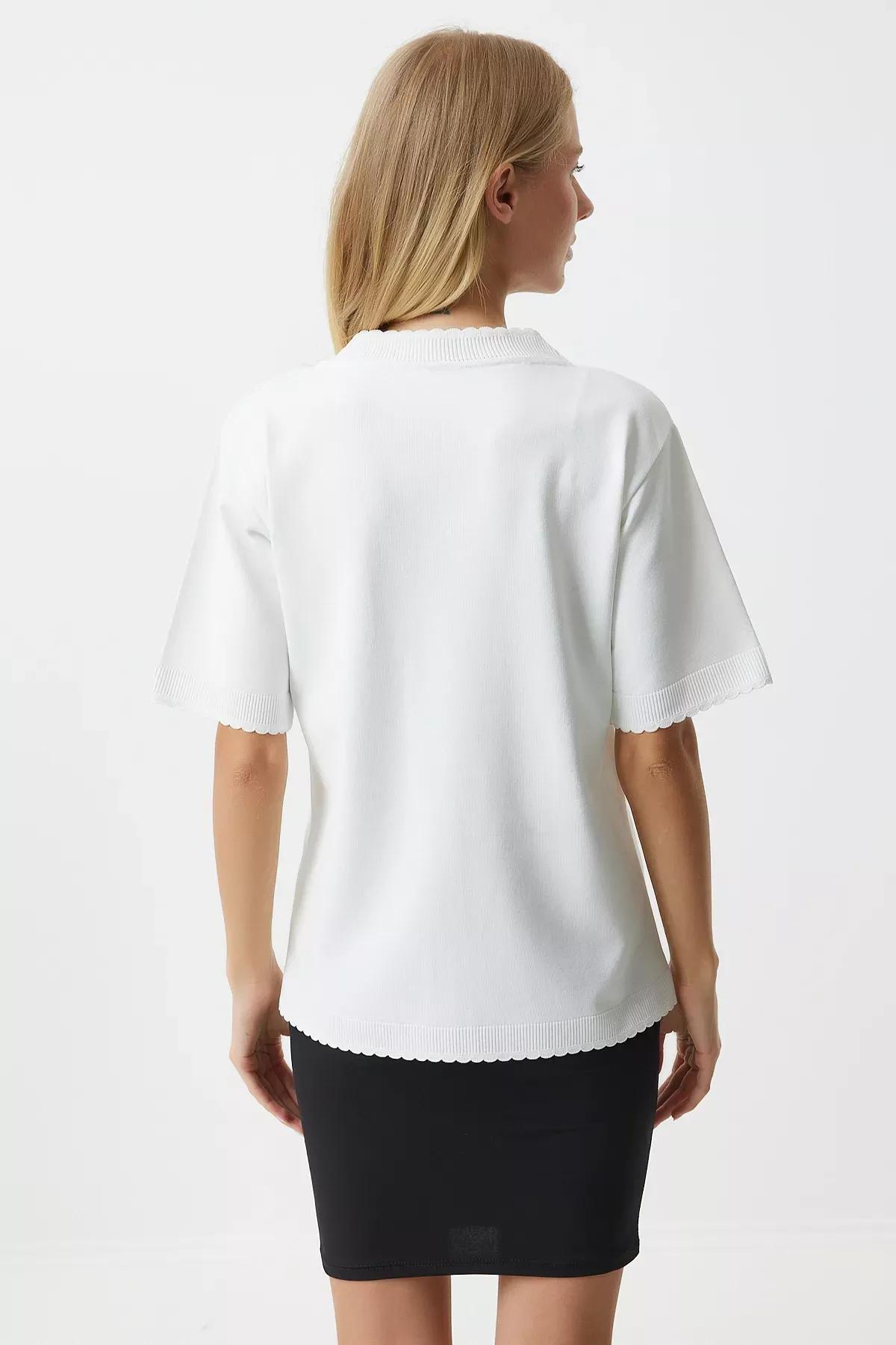 White Stylish Buttoned Knitwear Cardigan, , large image number 4