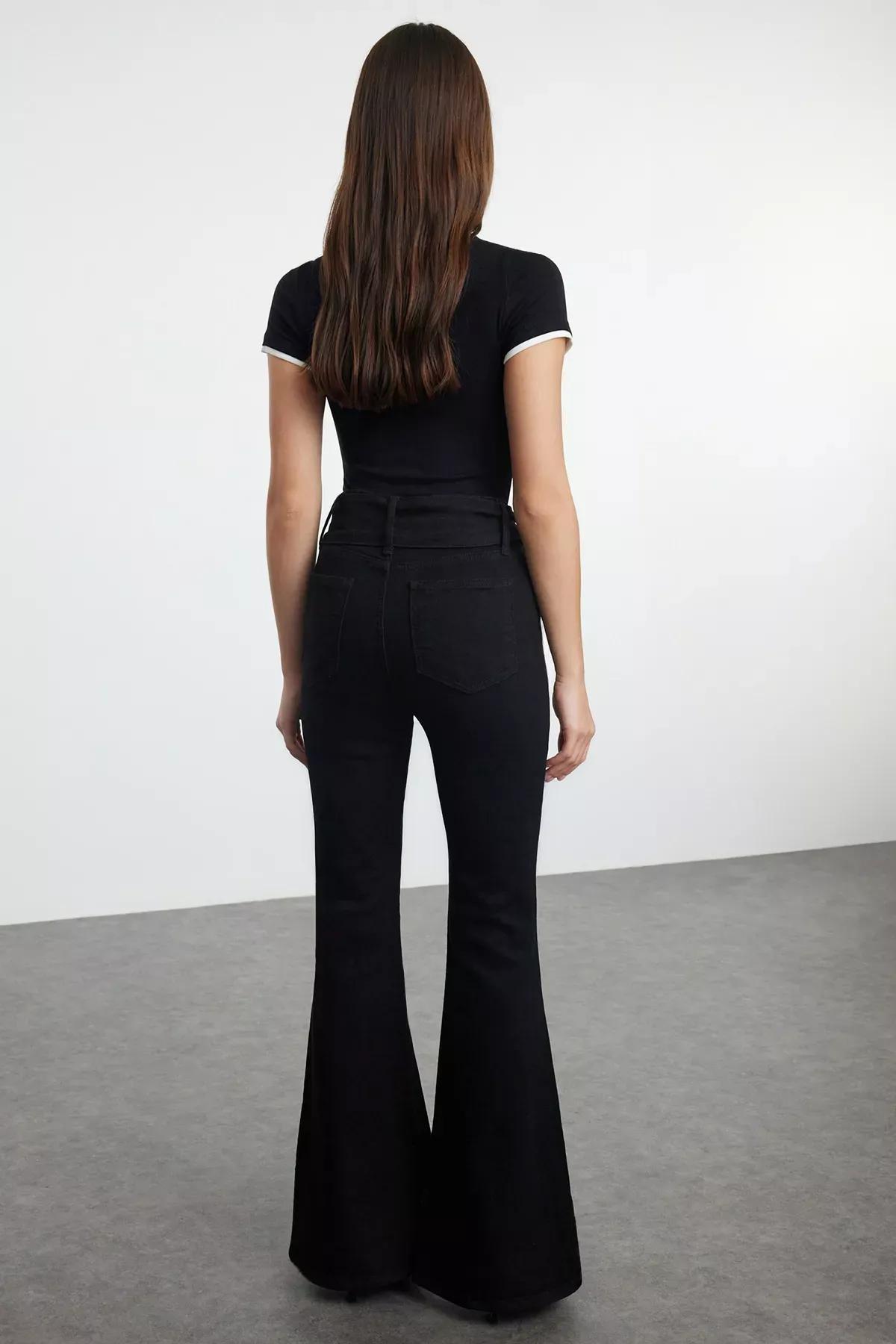 Black High Waist Belted Flare Jeans TWOAW25JE00050, BLACK, large image number 4