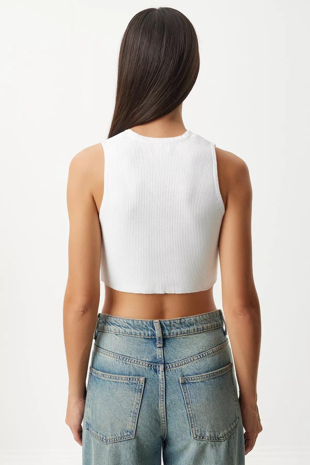 White V-Neck Crop Knit Vest, White, large image number 4