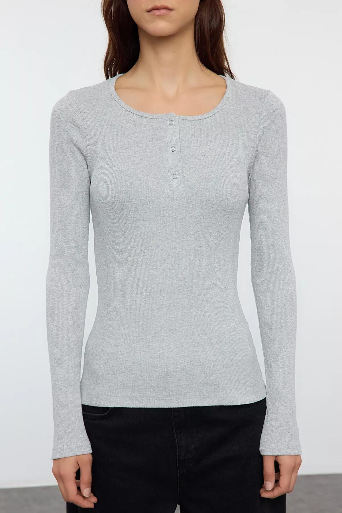 Grey Snap Ribbed Knit Blouse, GRAY MELANGE, large image number 2