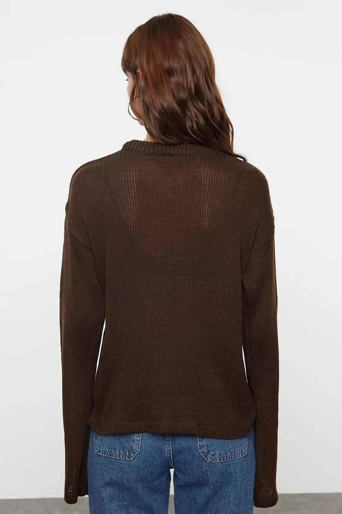 Brown Wide Crew Neck Sweater, , large image number 5