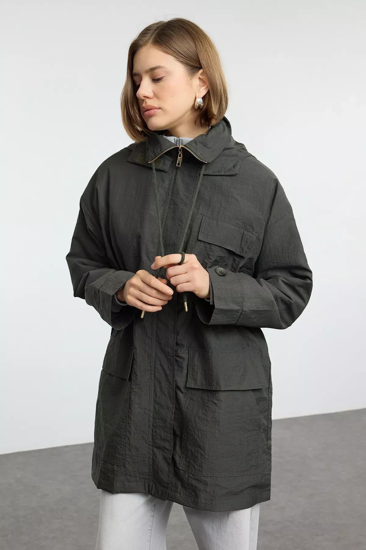 Green Hooded Waist Drawstring Windbreaker, , large image number 1