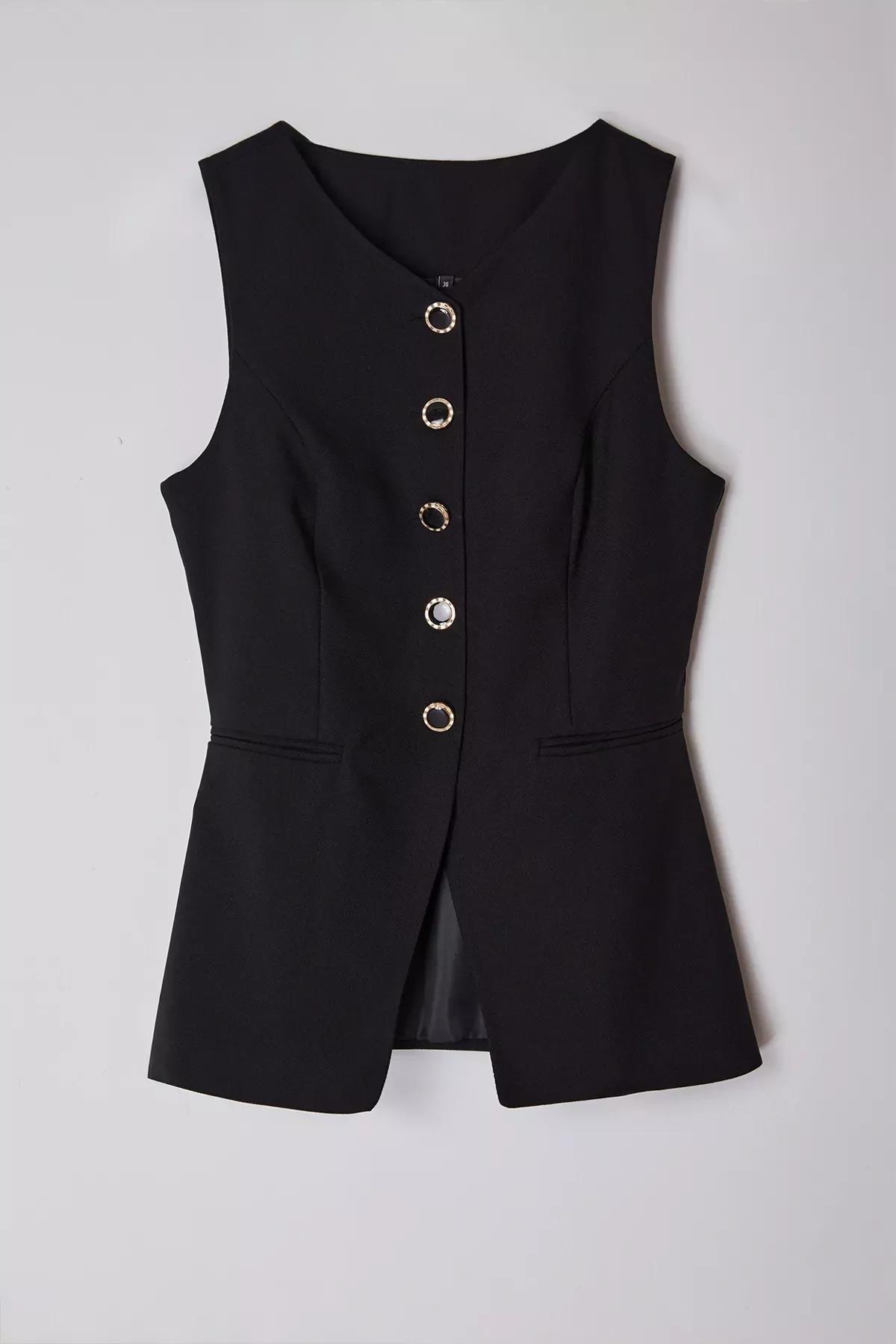 Black Fitted Round Collar Vest, BLACK, large image number 0