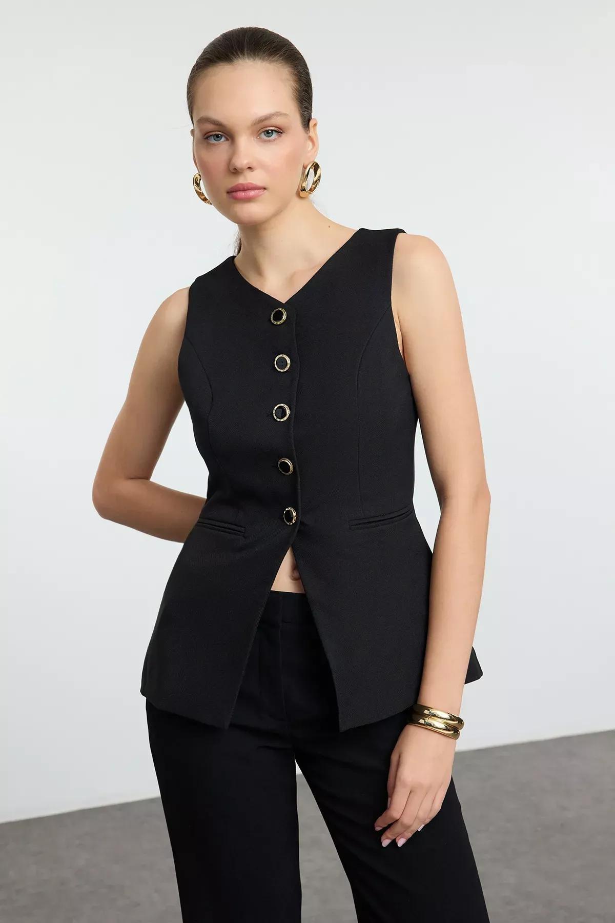 Black Fitted Round Collar Vest, BLACK, large image number 3