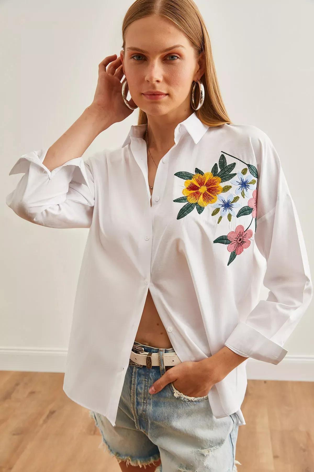 White Floral Embroidered Shirt, C101_6649, large image number 0
