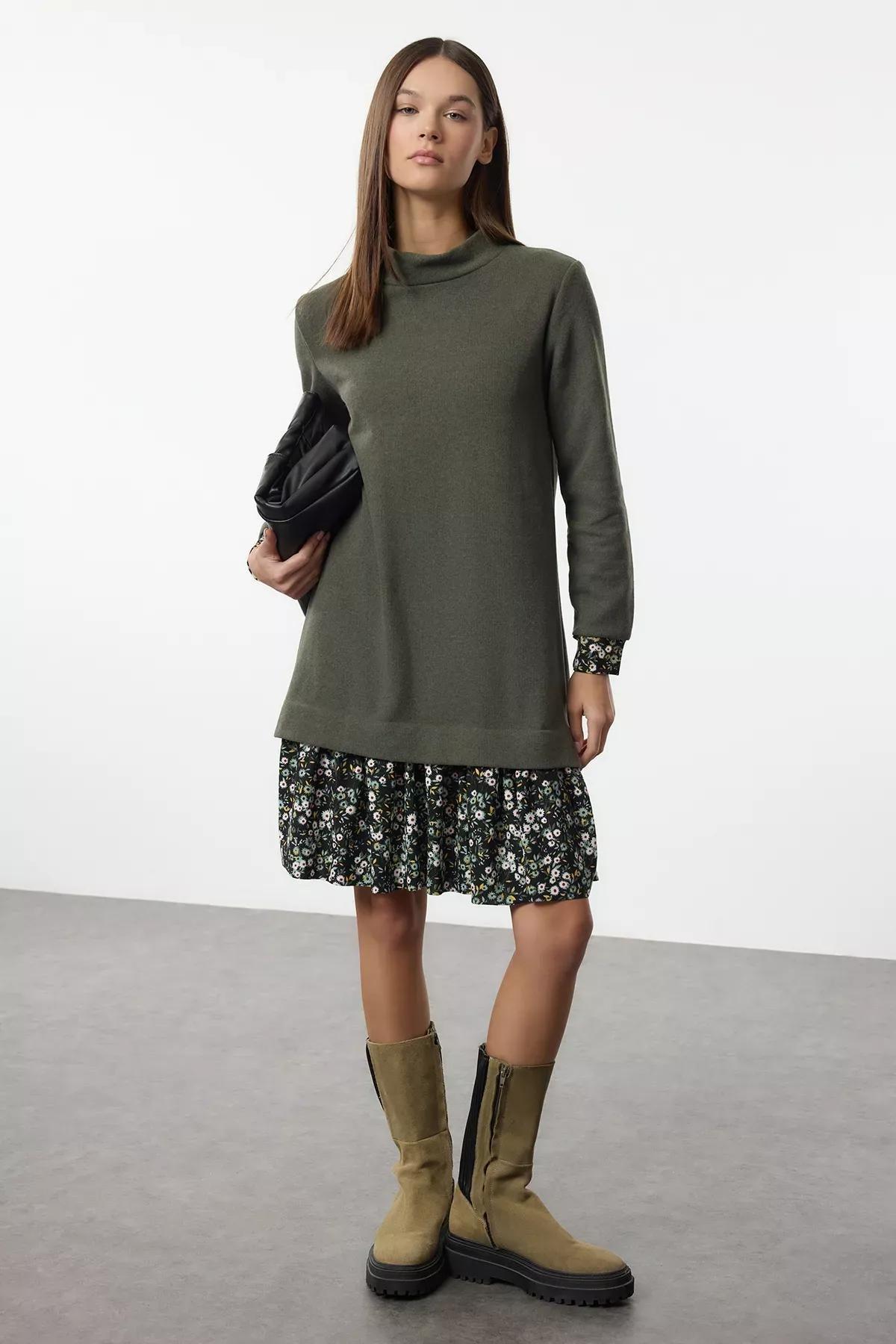 Green Floral Printed Collared Knitted Mini Dress, Emerald, large image number 1