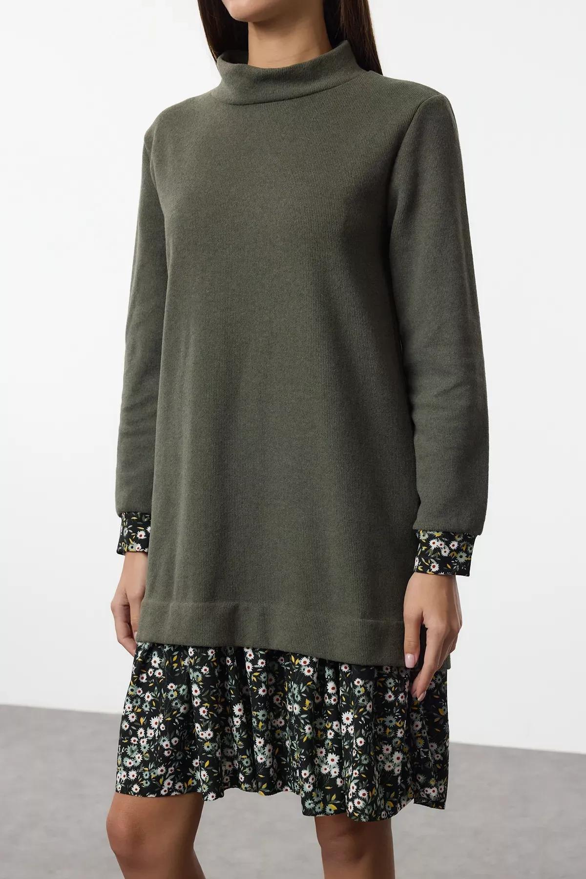 Green Floral Printed Collared Knitted Mini Dress, Emerald, large image number 3