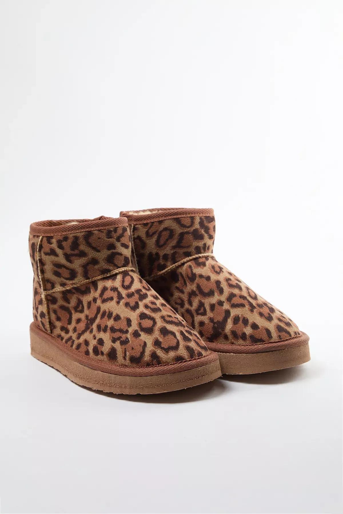 Brown Leopard Fur Heeled Boots, Very colorful, medium