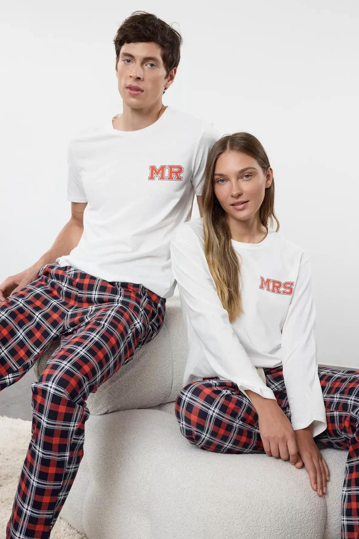 White Plaid Slogan Knitted Pyjamas Set, White, large image number 0