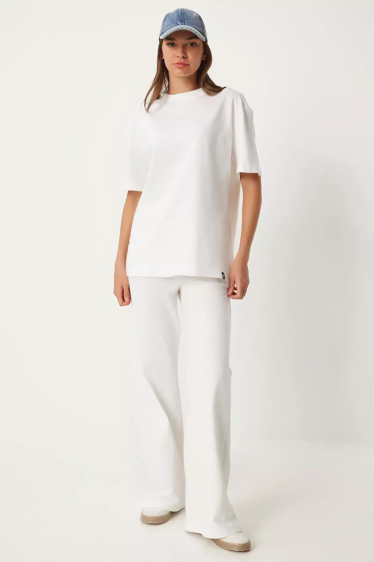 White Knitted Tracksuit Set of 2, , large image number 2