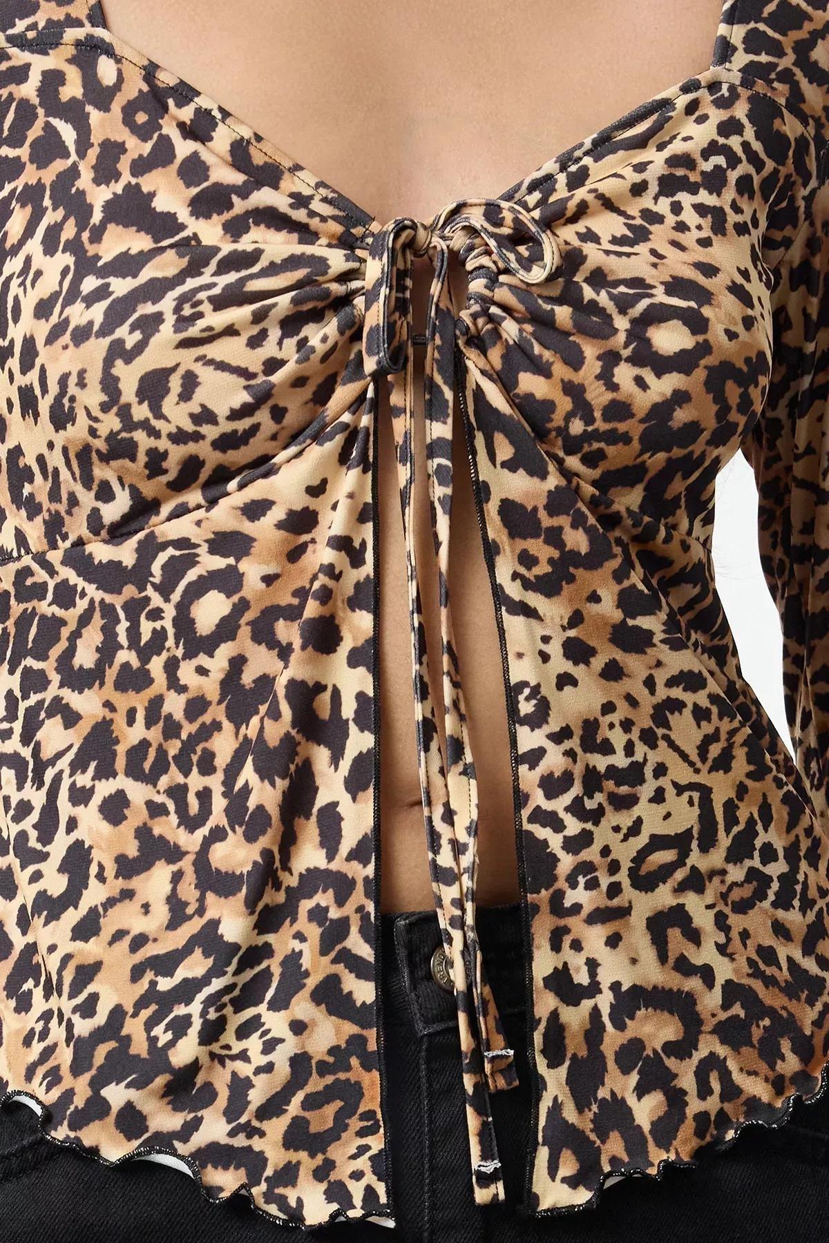 Brown Leopard Tie Knit Blouse, Brown, large image number 3