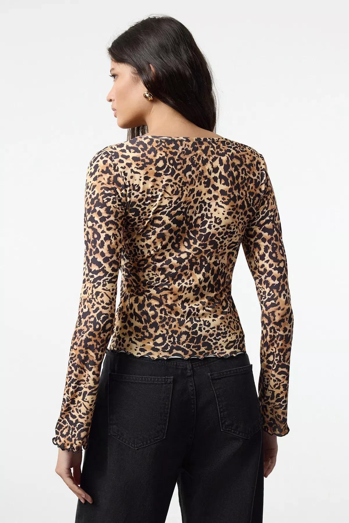 Brown Leopard Tie Knit Blouse, Brown, large image number 4