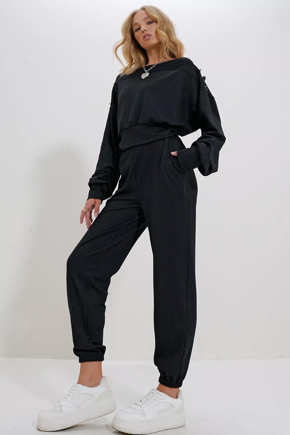 Black Button Crop Top Jogger Set, BLACK, large image number 0