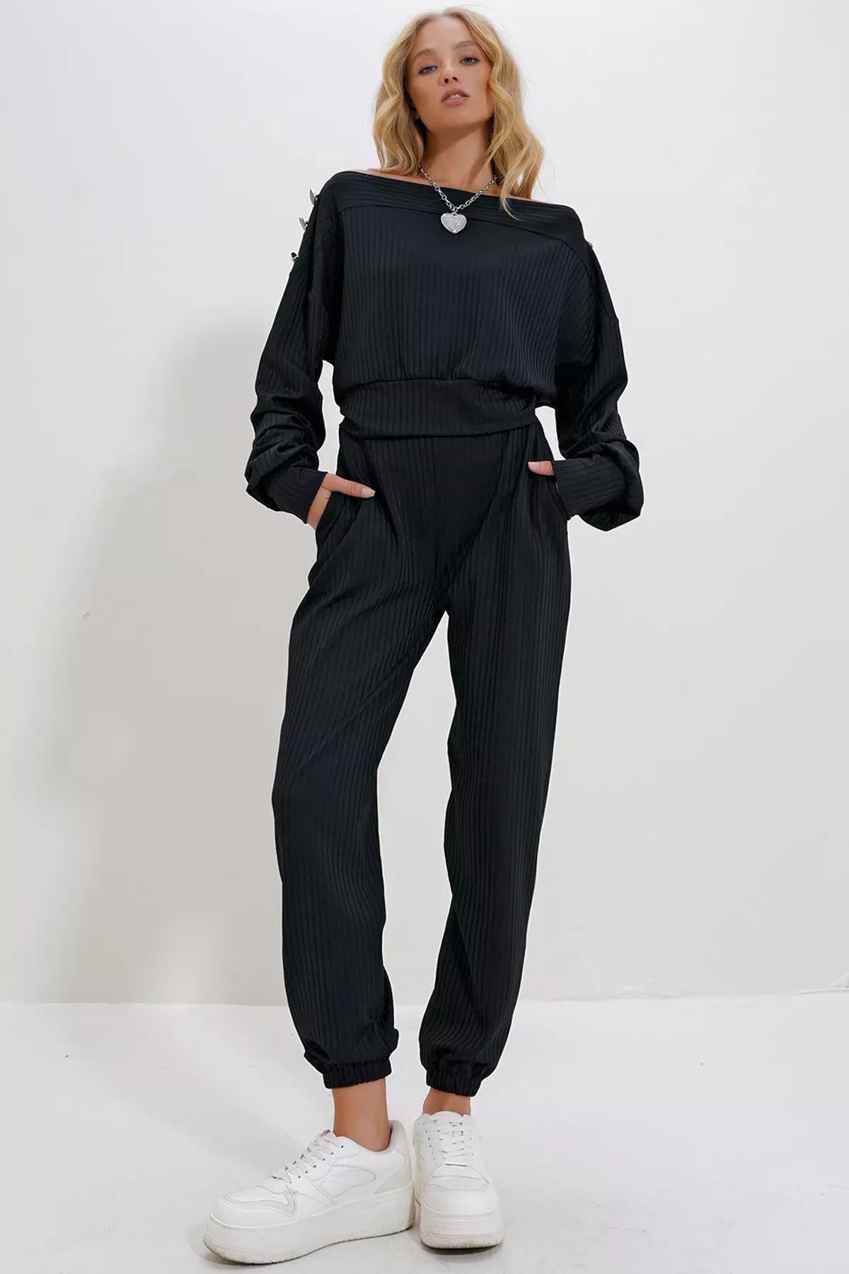 Black Button Crop Top Jogger Set, BLACK, large image number 1