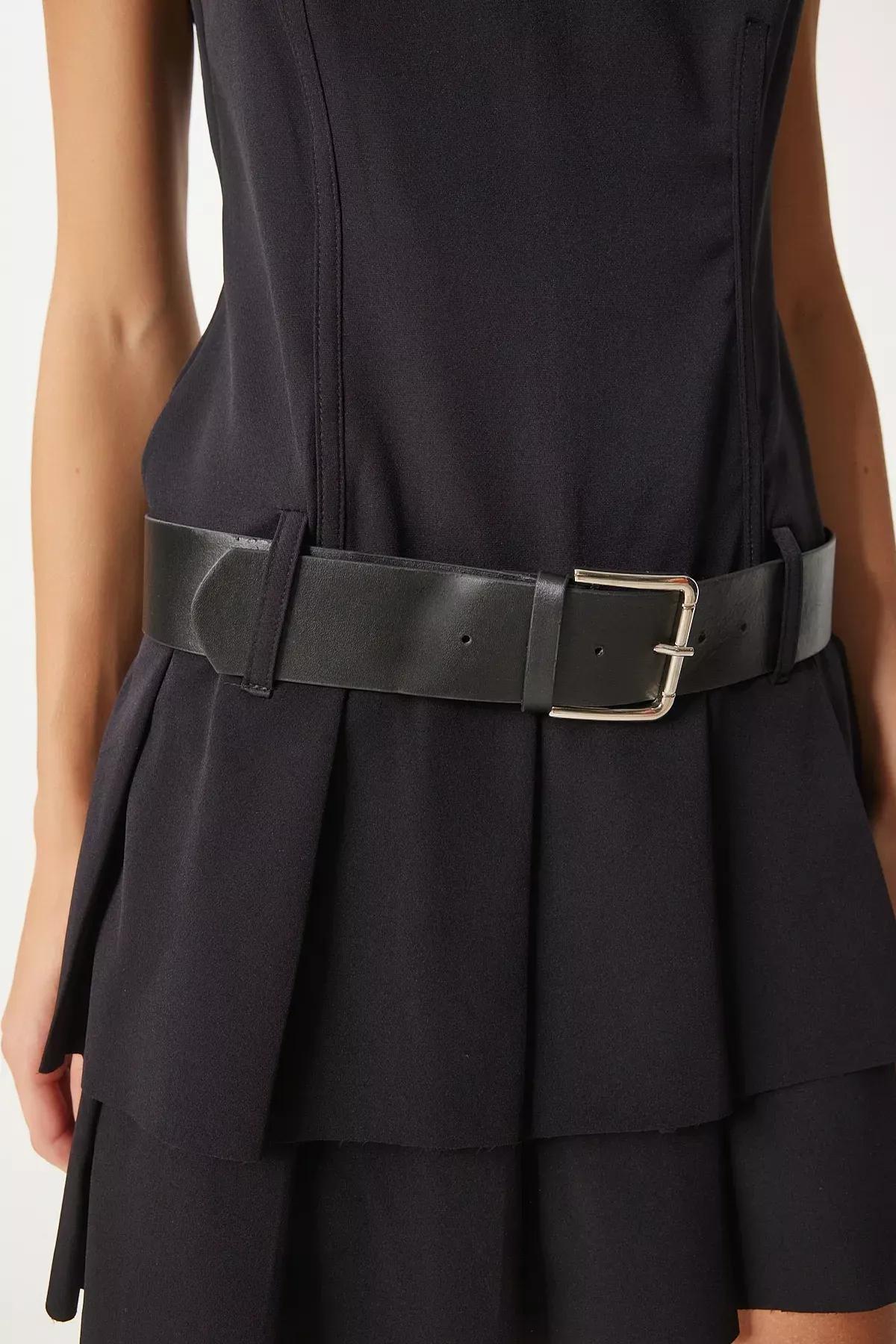 Black Belted Thick Pleated Dress, , large image number 3