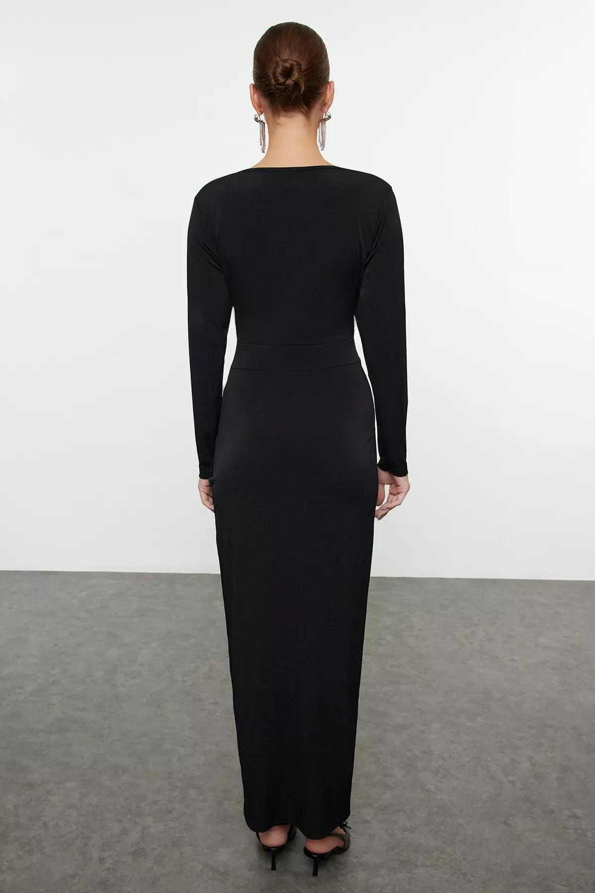 Black V-Neck Lined Woven Dress, , large image number 4