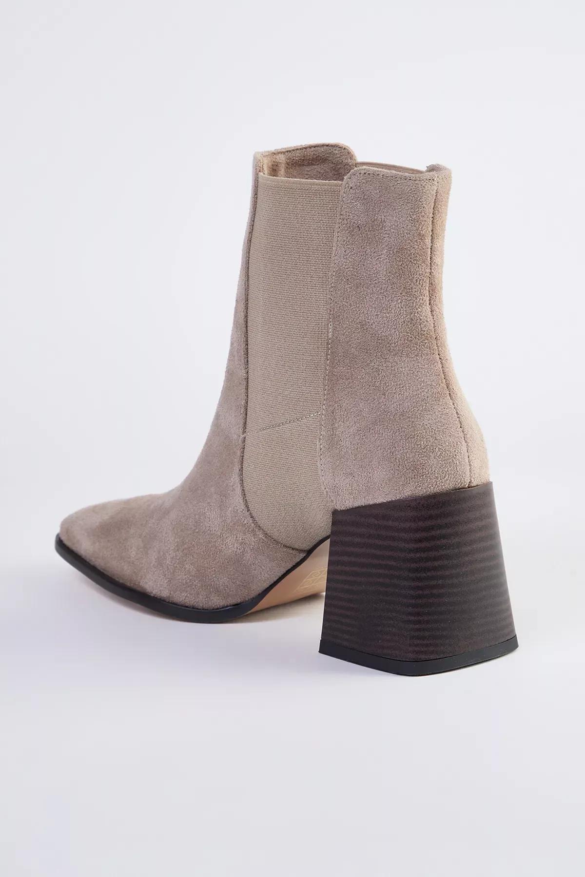 Red Thick Block Heel Ankle Boots, , large image number 3