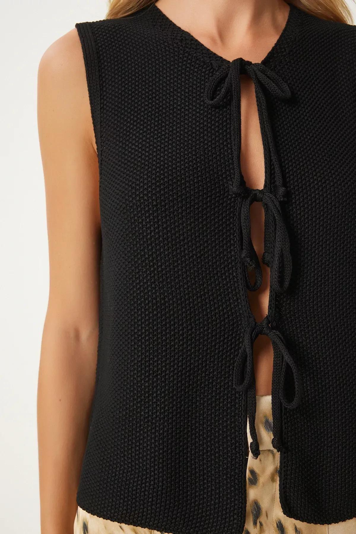 Black Lace-Up Knit Vest, BLACK, large image number 3