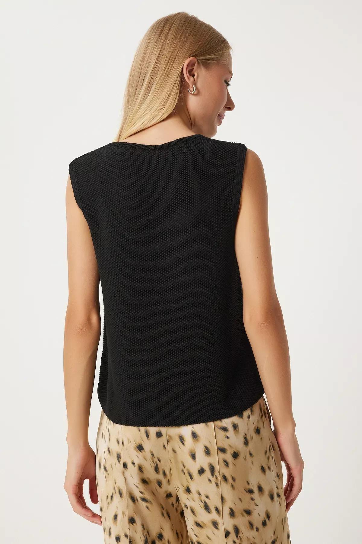 Black Lace-Up Knit Vest, BLACK, large image number 4