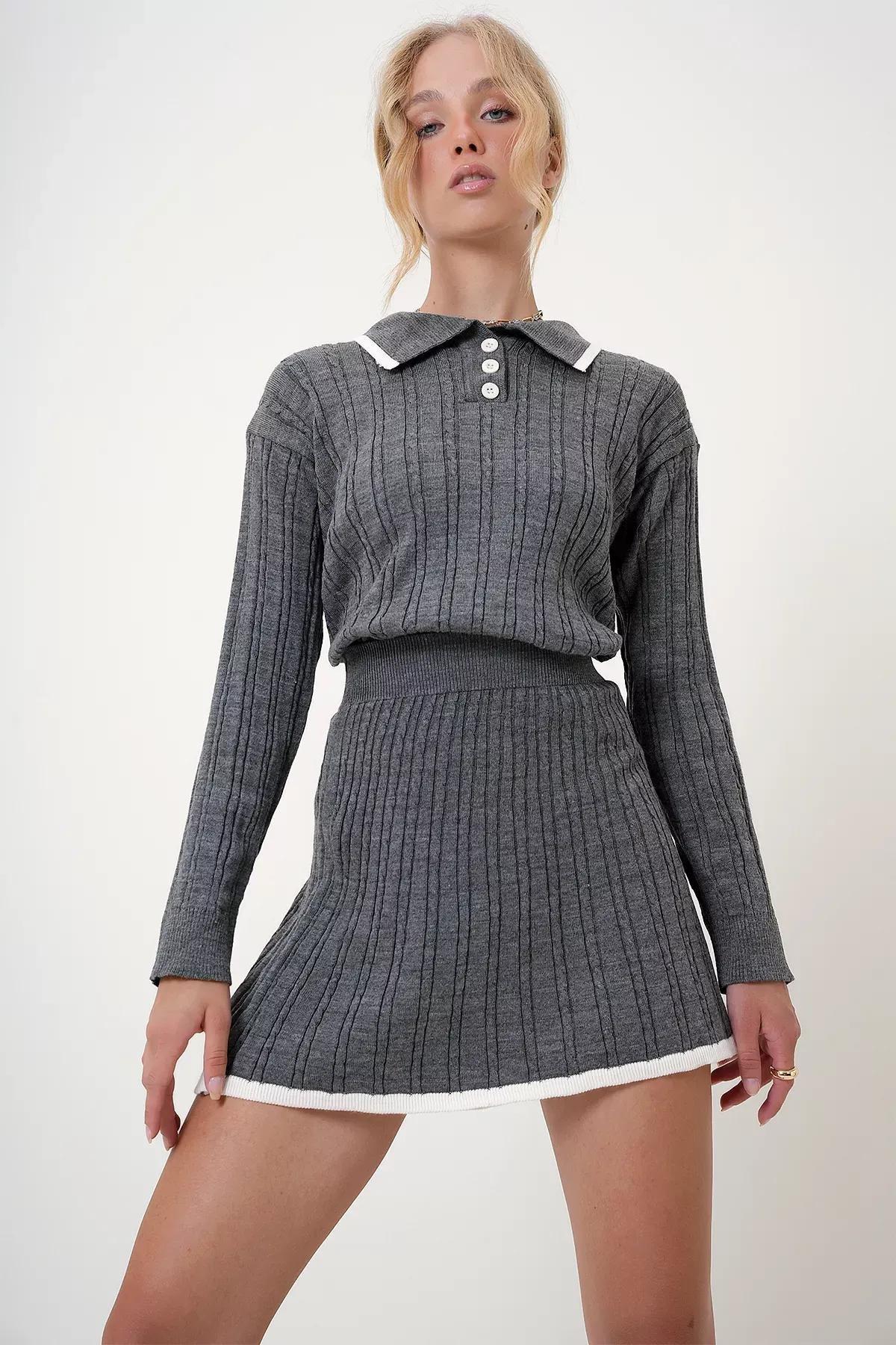 Grey Sweater Skirt Knit Set, Anthracite, large image number 0