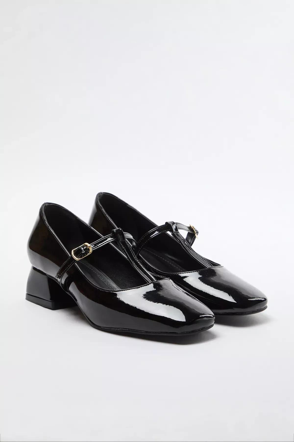 Black Patent Leather T-Strap Mary Jane Block Heel Shoes, , large image number 2