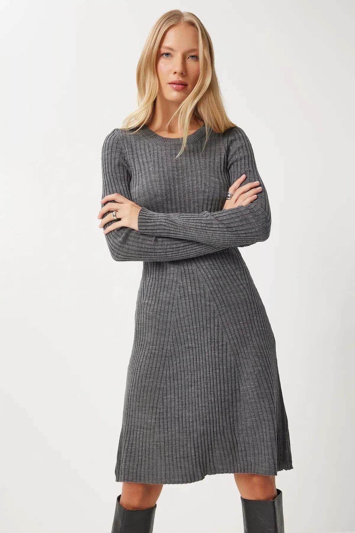 Gray Crew Neck Ribbed Knitted Dress, Grey, large image number 1