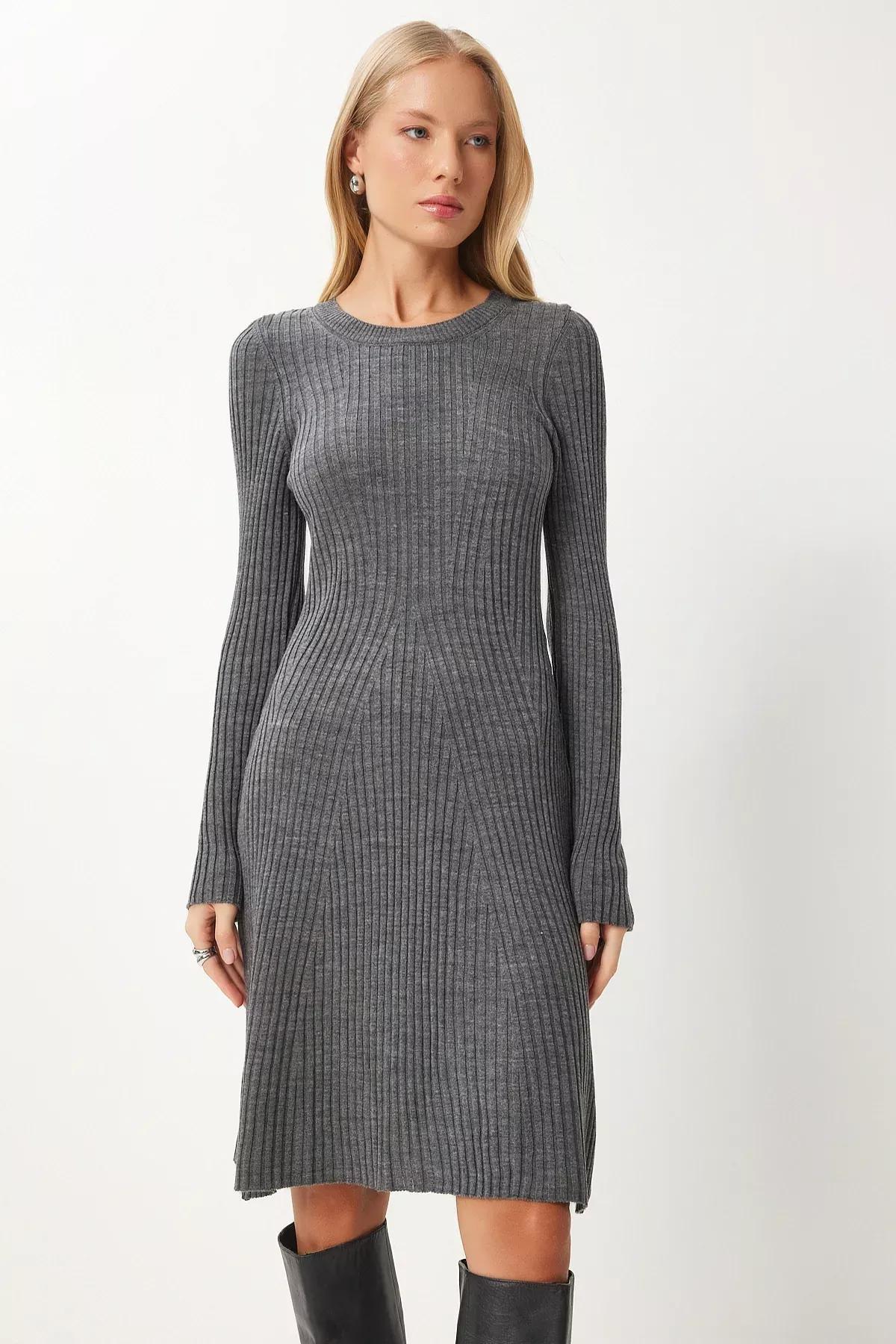Gray Crew Neck Ribbed Knitted Dress, Grey, large image number 3