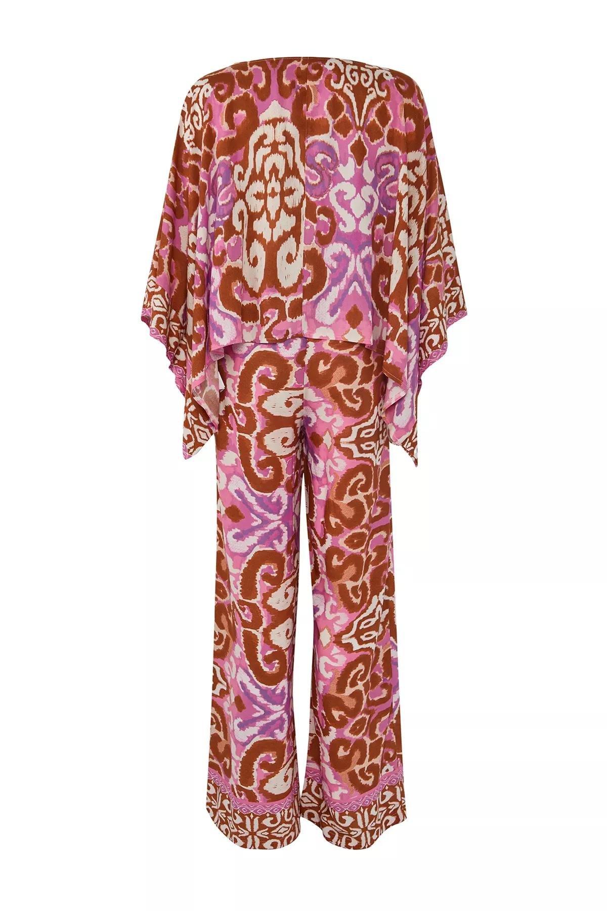 Red Ethnic Patterned Bat Sleeve Suit, Very colorful, large image number 3