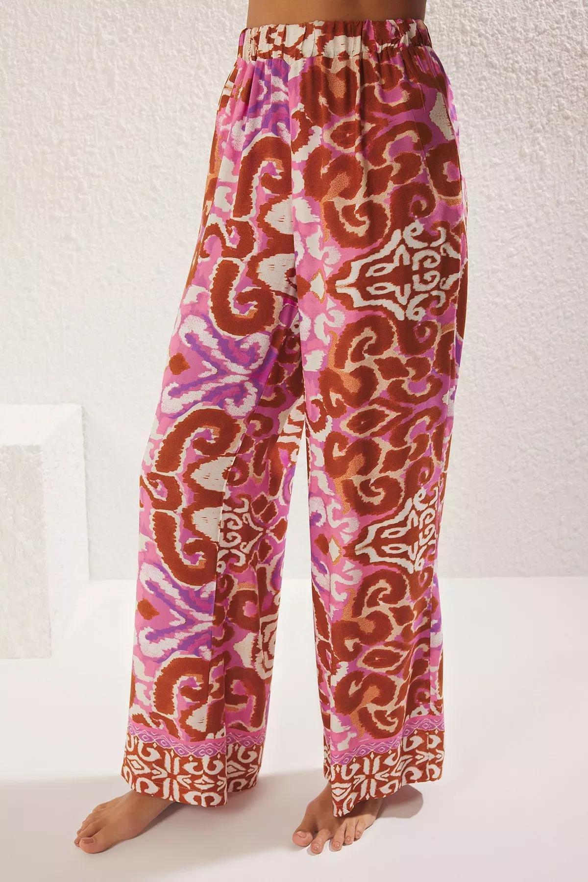 Red Ethnic Patterned Bat Sleeve Suit, Very colorful, large image number 5