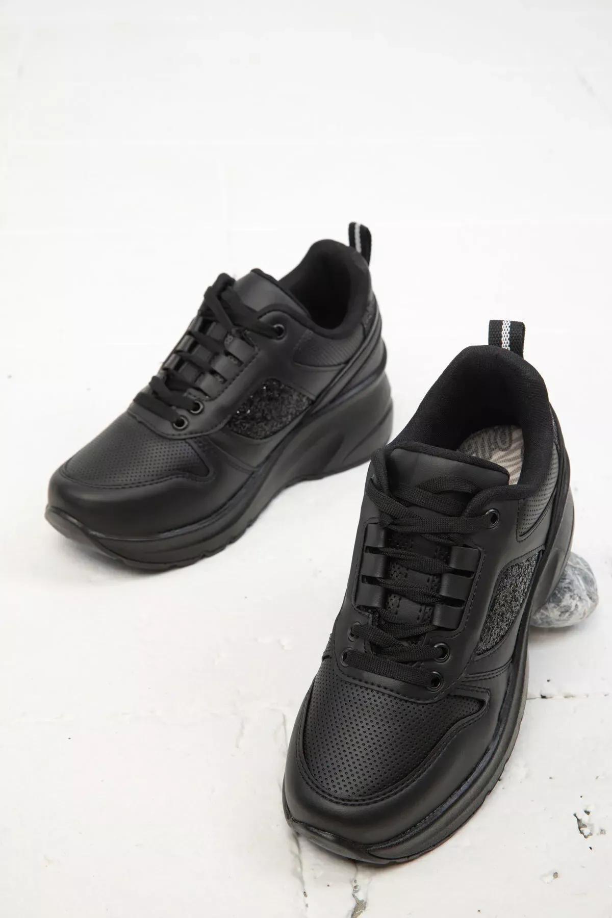 Black Sneakers, C101_2972, large image number 1