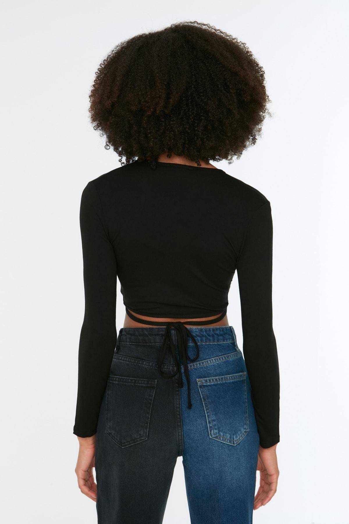 Black Fitted V Neck Blouse, , large image number 3