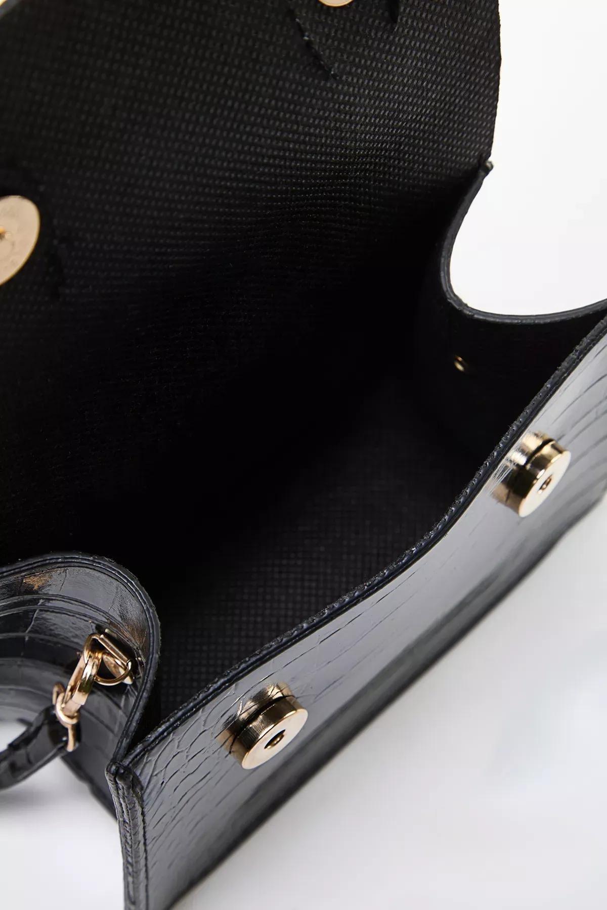 Black Textured cross strap bag, BLACK, large image number 4