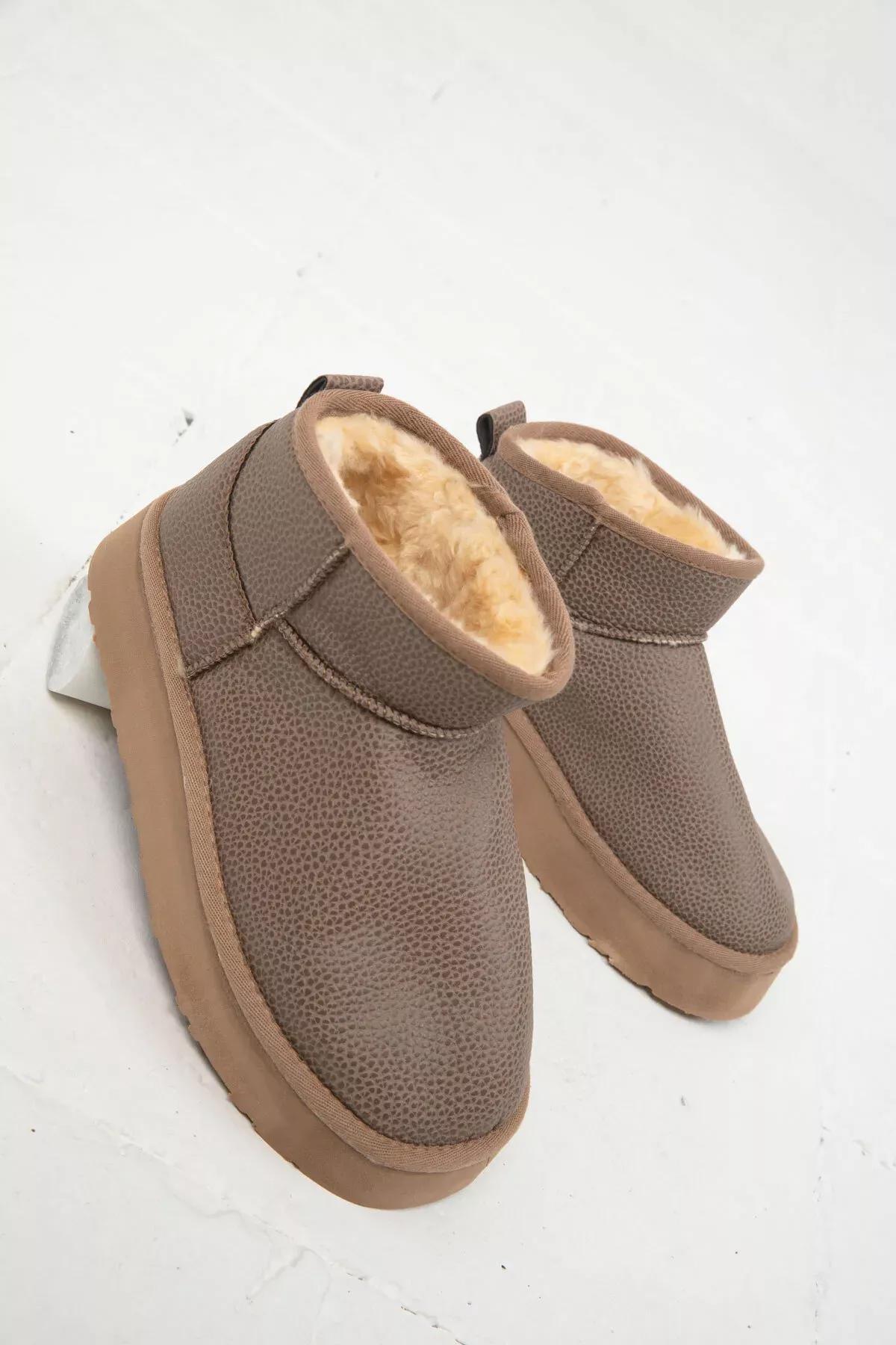 Grey Boots, Mink, large image number 2