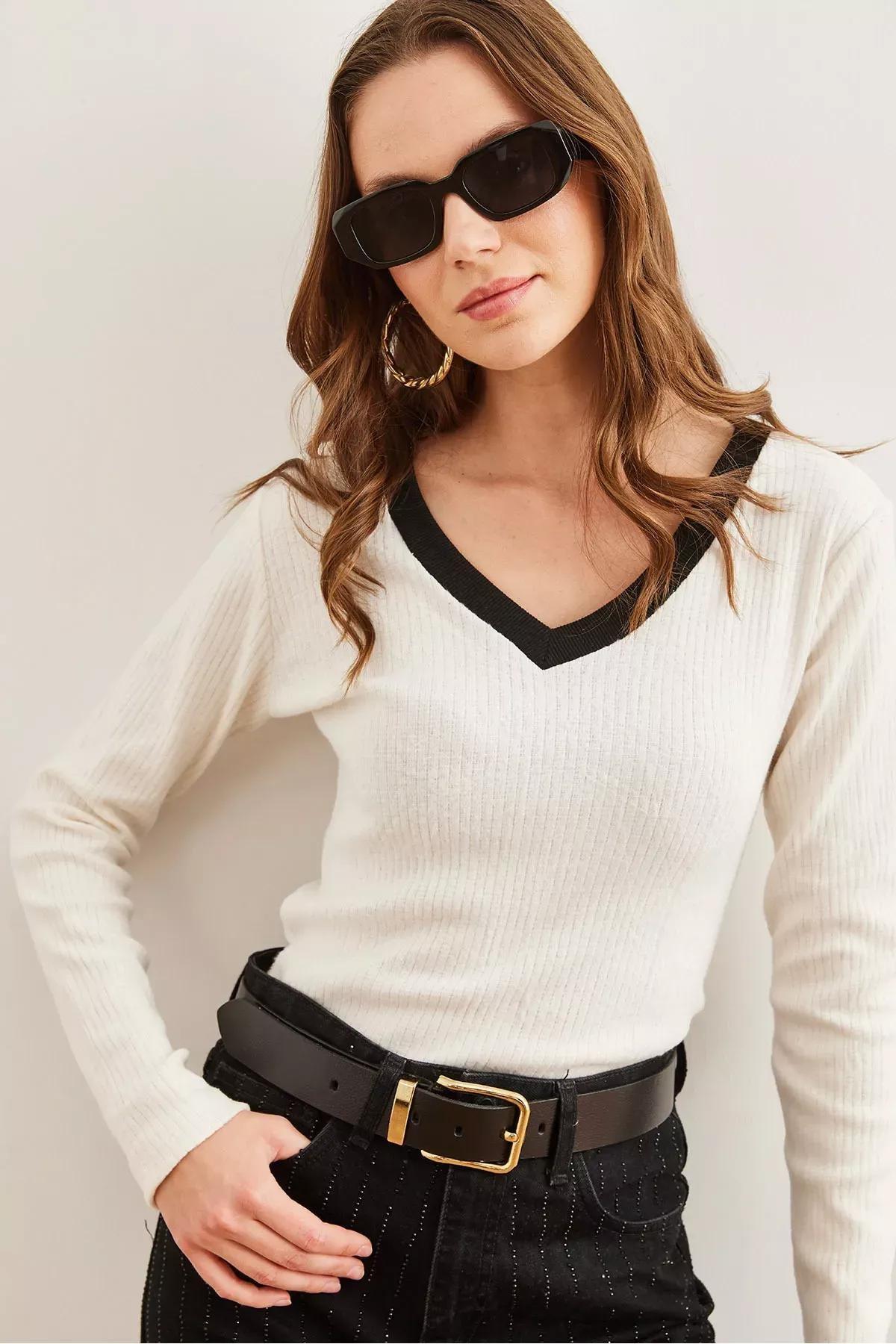 White Black Collar Lycra Blouse, White black, large image number 3