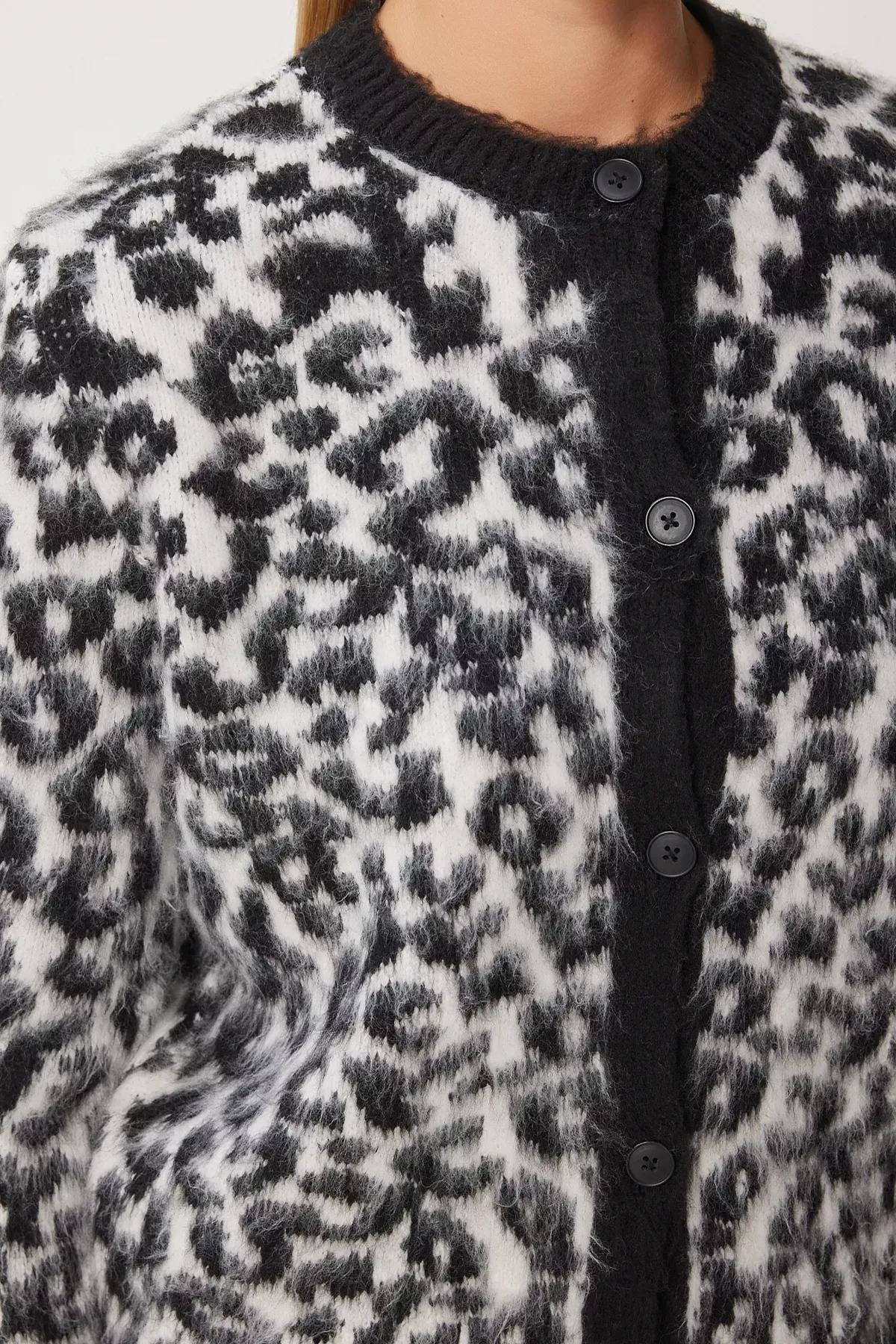 Black Leopard Patterned Short Beard Cardigan, BLACK WHITE, large image number 3