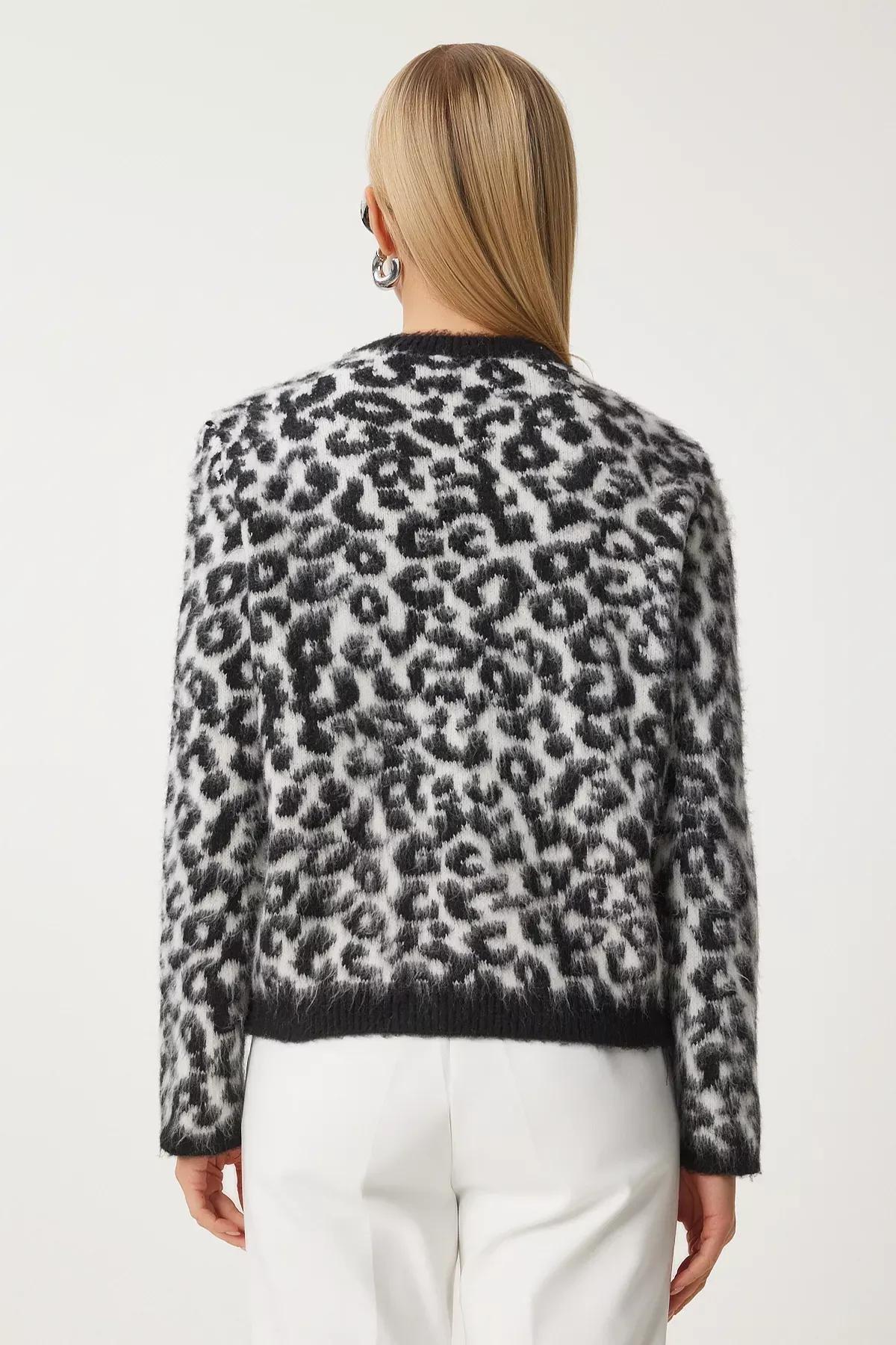 Black Leopard Patterned Short Beard Cardigan, BLACK WHITE, large image number 4
