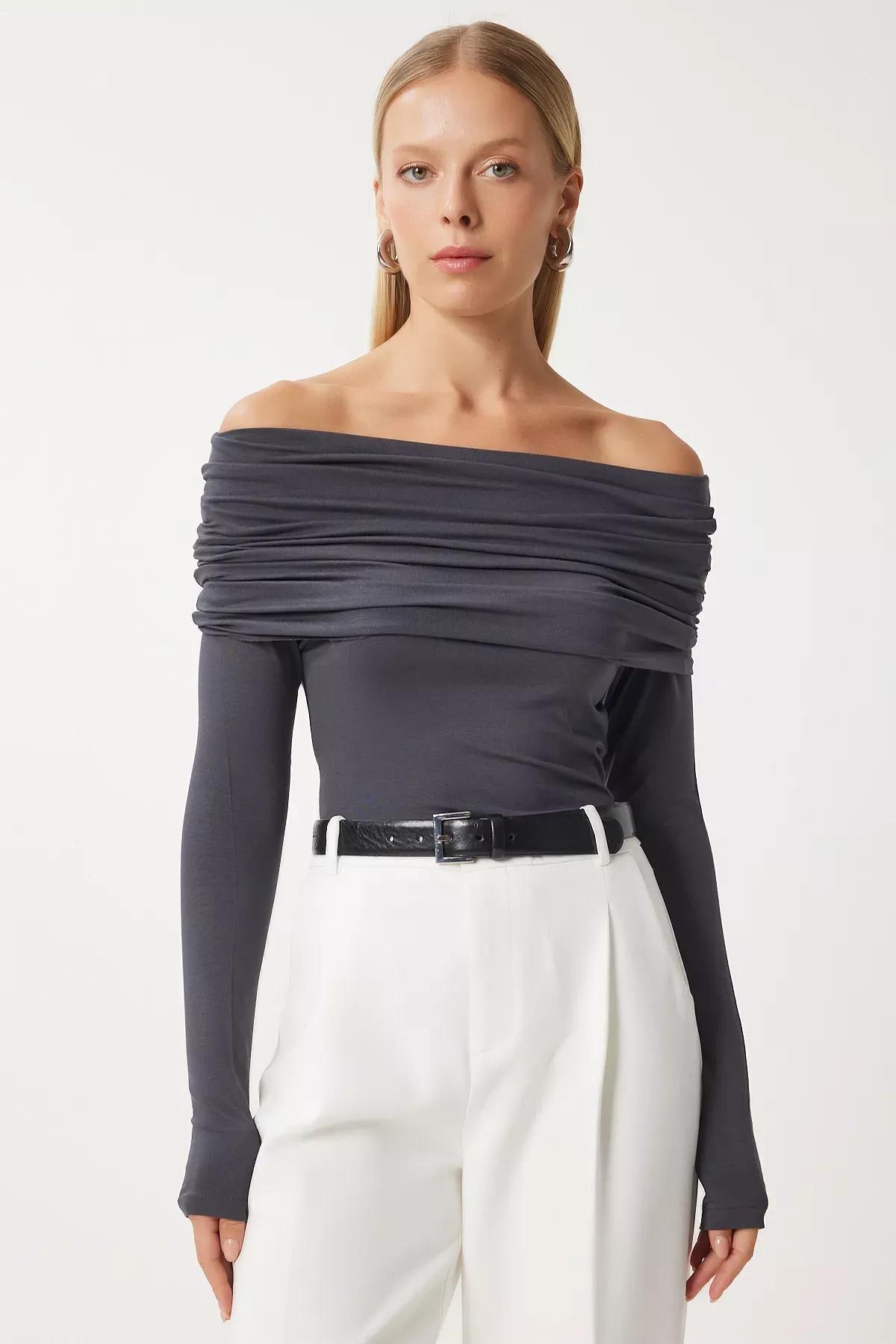 Grey Carmen Collar Saran Knitted Blouse, Smoked, large image number 1